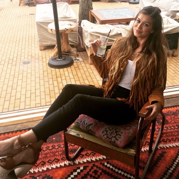 Meet your Posher, Ana - Picture 8 of 8